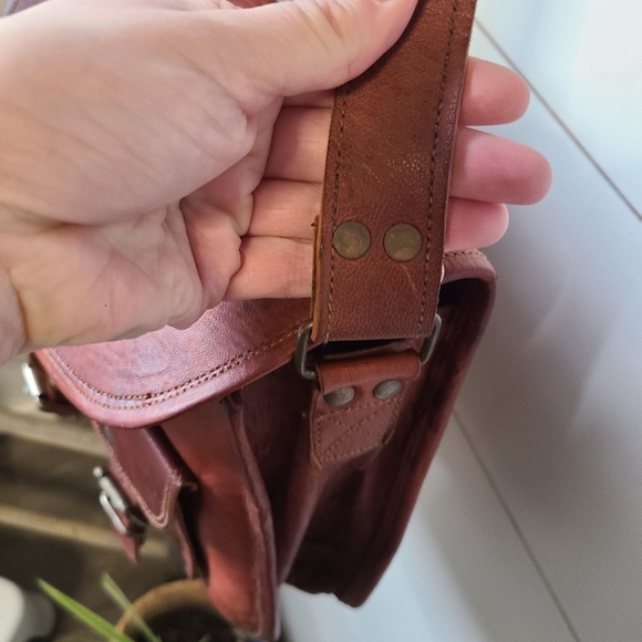 Komals passion leather purse. - Picture 4 of 7